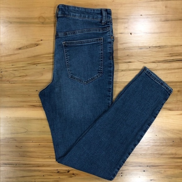 H&M // Skinny Regular Waist // Super Stretch // Full Length Jeans - Picture 3 of 4